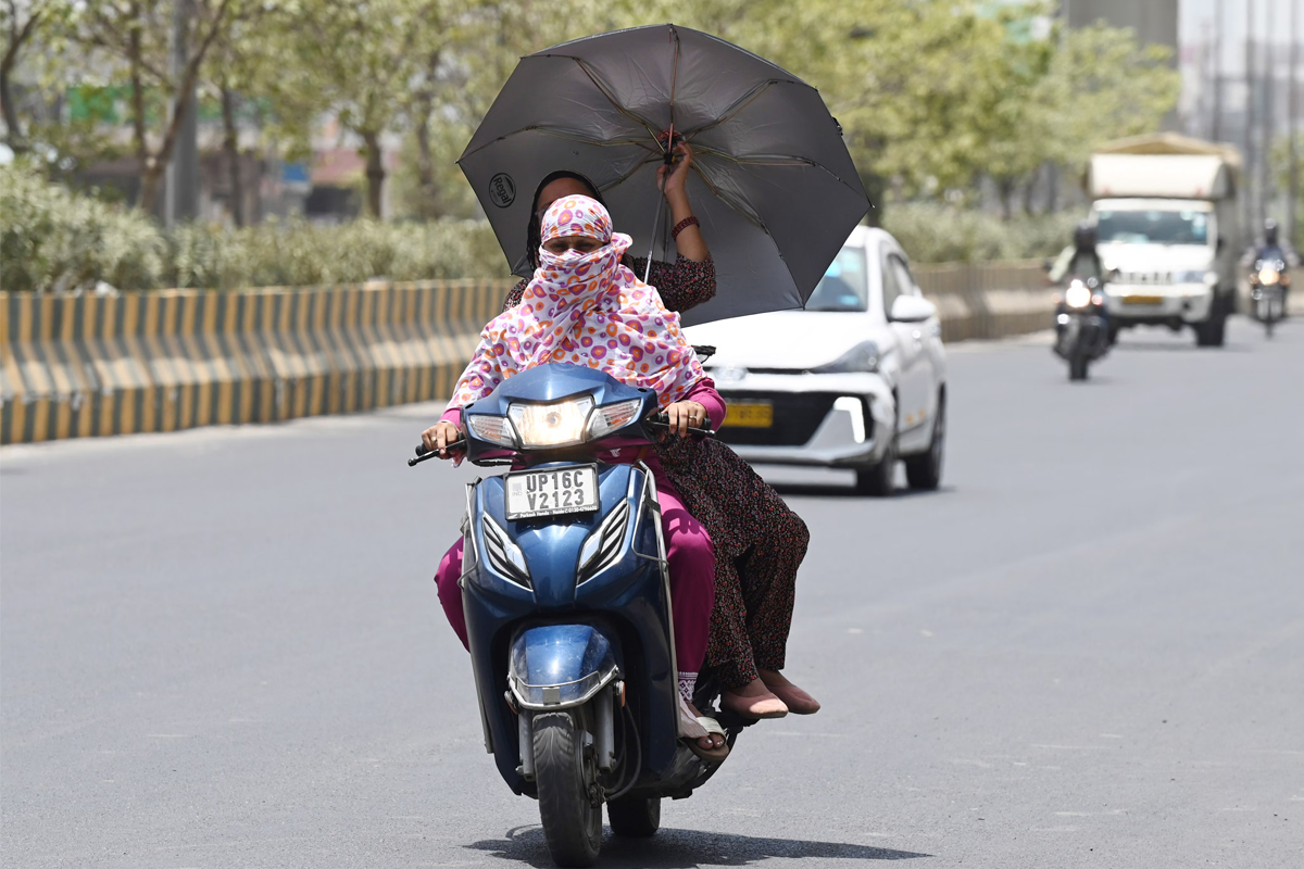 heatwave bike riders red signal warning danger summer