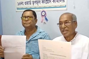 পালাবদলের পর প্রথম পুরনিগম বোর্ডে ভাঙন, চন্দননগরে মেয়র-সহ ৩০ কাউন্সিলরের পদত্যাগ