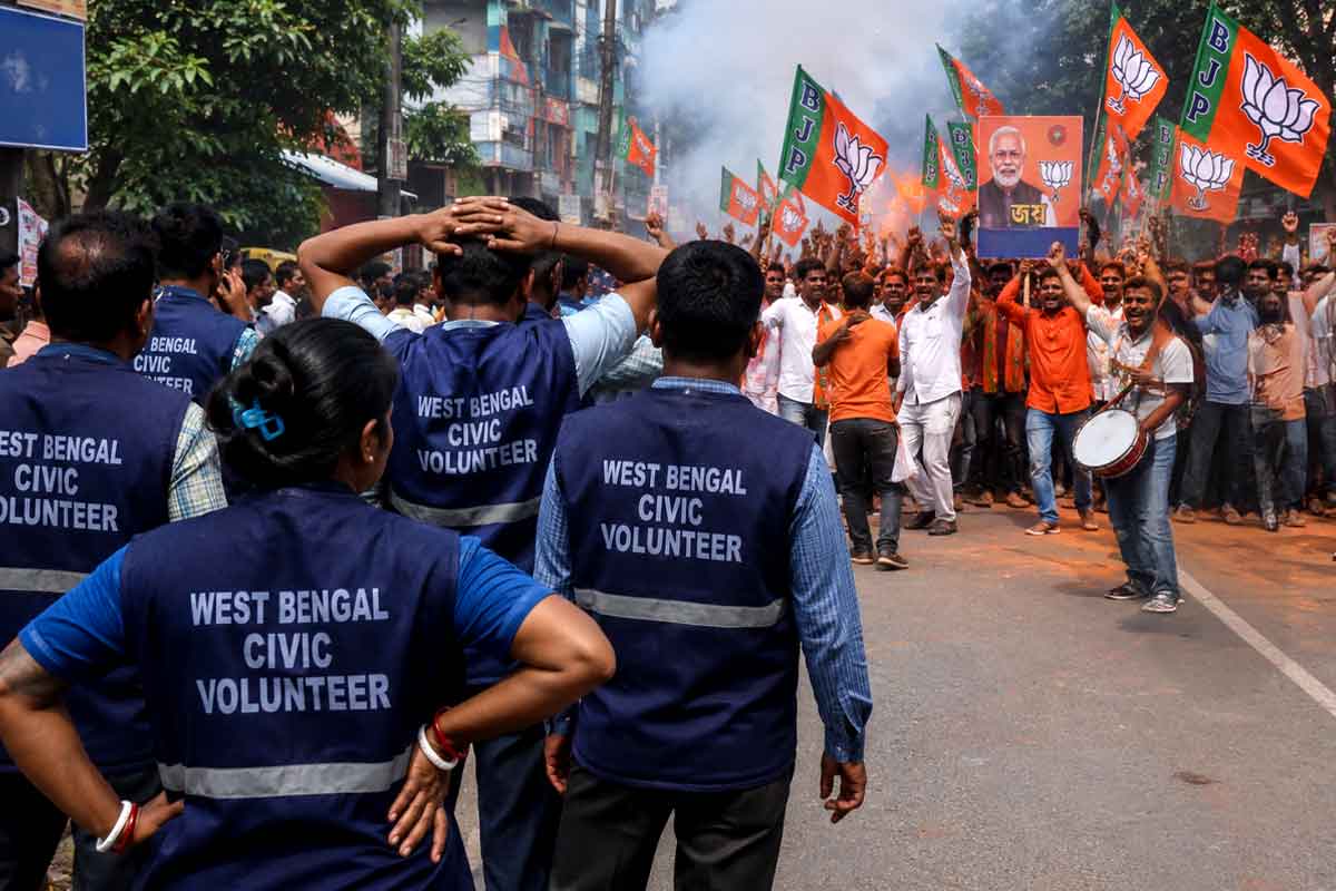 ‘চাকরিটা থাকবে তো?’, সরকার বদলাতেই উদ্বেগে সিভিক-সহ ৫ লক্ষ চুক্তিভিত্তিক কর্মী