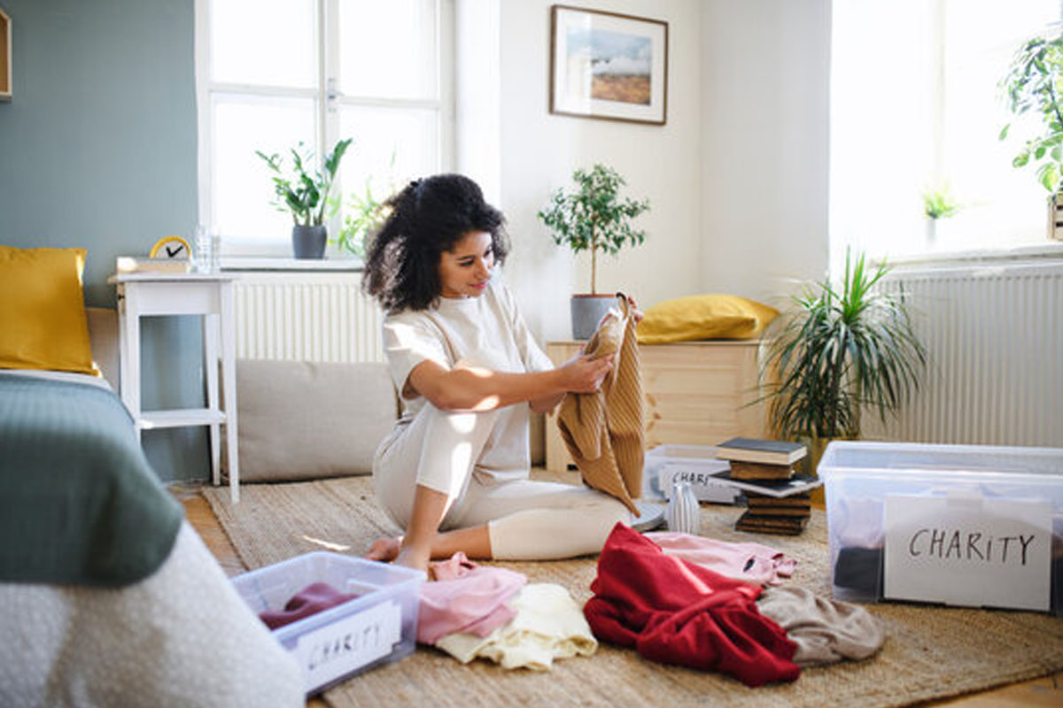 5 reasons how decluttering home helps elevate mental health