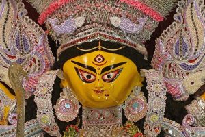 দুর্গাপুজোকে বিশ্বের দরবারে পৌঁছে দিতে নয়া উদ্যোগ, ১০ হাজার প্রবীণকে নিয়ে ‘দুর্গা টুর’ করবে আদানিরা
