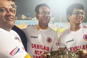 একবার চ্যাম্পিয়ন হয়েই থামতে চান না ইমামি কর্তা বিভাস, কেন আটকে অস্কারের চুক্তিবৃদ্ধি?
