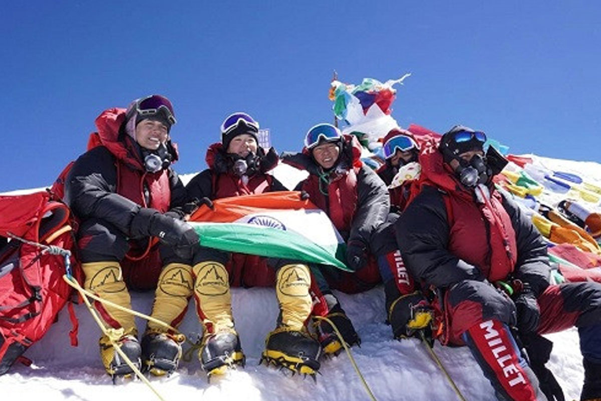 11 ITBP women make history by conquering Mount Everest