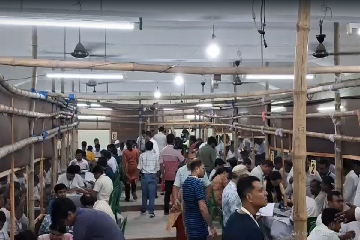 রাকেশ সিংয়ের সঙ্গে নির্দল প্রার্থীর বচসা, সেন্ট টমাস স্কুলে শুরুই হল না কলকাতা বন্দরের গণনা
