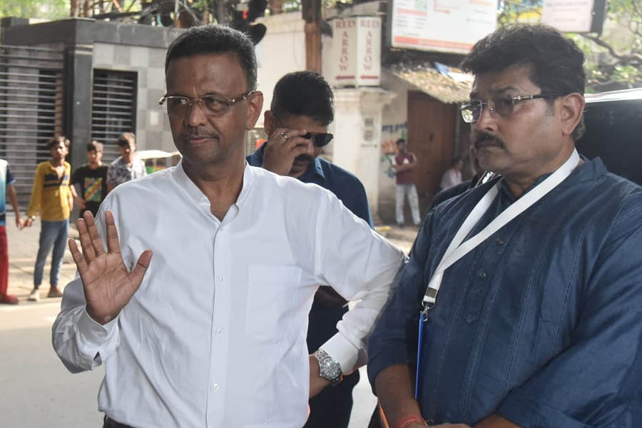 Bengal Election 2026: Firhad Hakim at Sakhawat memorial