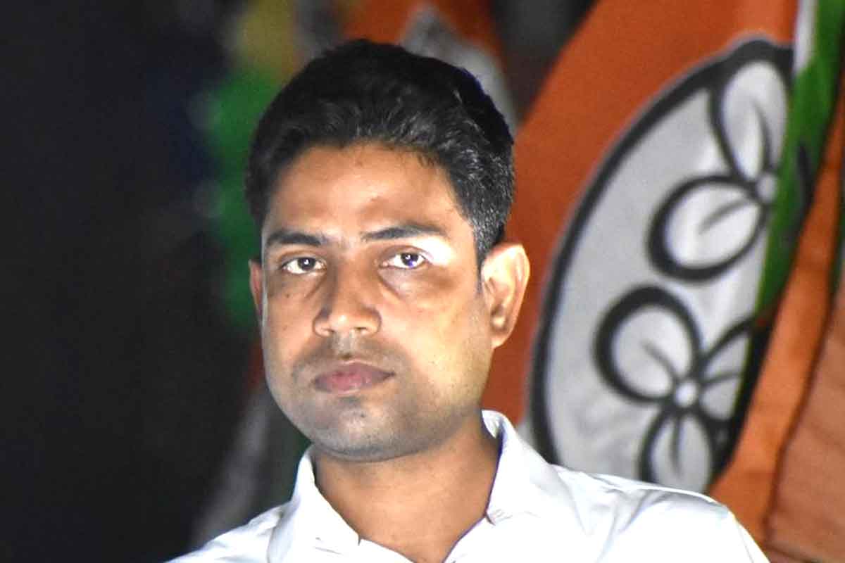 ‘দলকে লজ্জাজনক পরিস্থিতিতে পড়তে হয়েছে’, জাহাঙ্গিরের বিরুদ্ধে প্রকাশ্যে ‘বিদ্রোহ’ তৃণমূল বিধায়কের