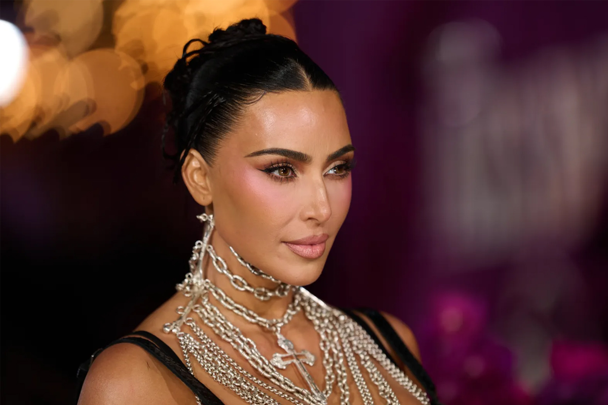 kim kardashian 35 supplements health risk vitamin toxicity