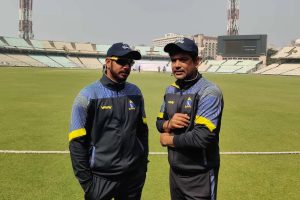 লক্ষ্মীতেই ভরসা বাংলার, কোচিংয়ে হাতেখড়ি মনোজেরও, বিদেশি ‘স্যর’ পাবেন শামি-আকাশরা?