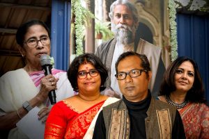 ‘কোন সাহসে জোটের ডাক? বামেরা বিক্রি হয় না’, মমতার আহ্বানে ‘বিরক্ত’ চন্দন সেন-শ্রীলেখারা 