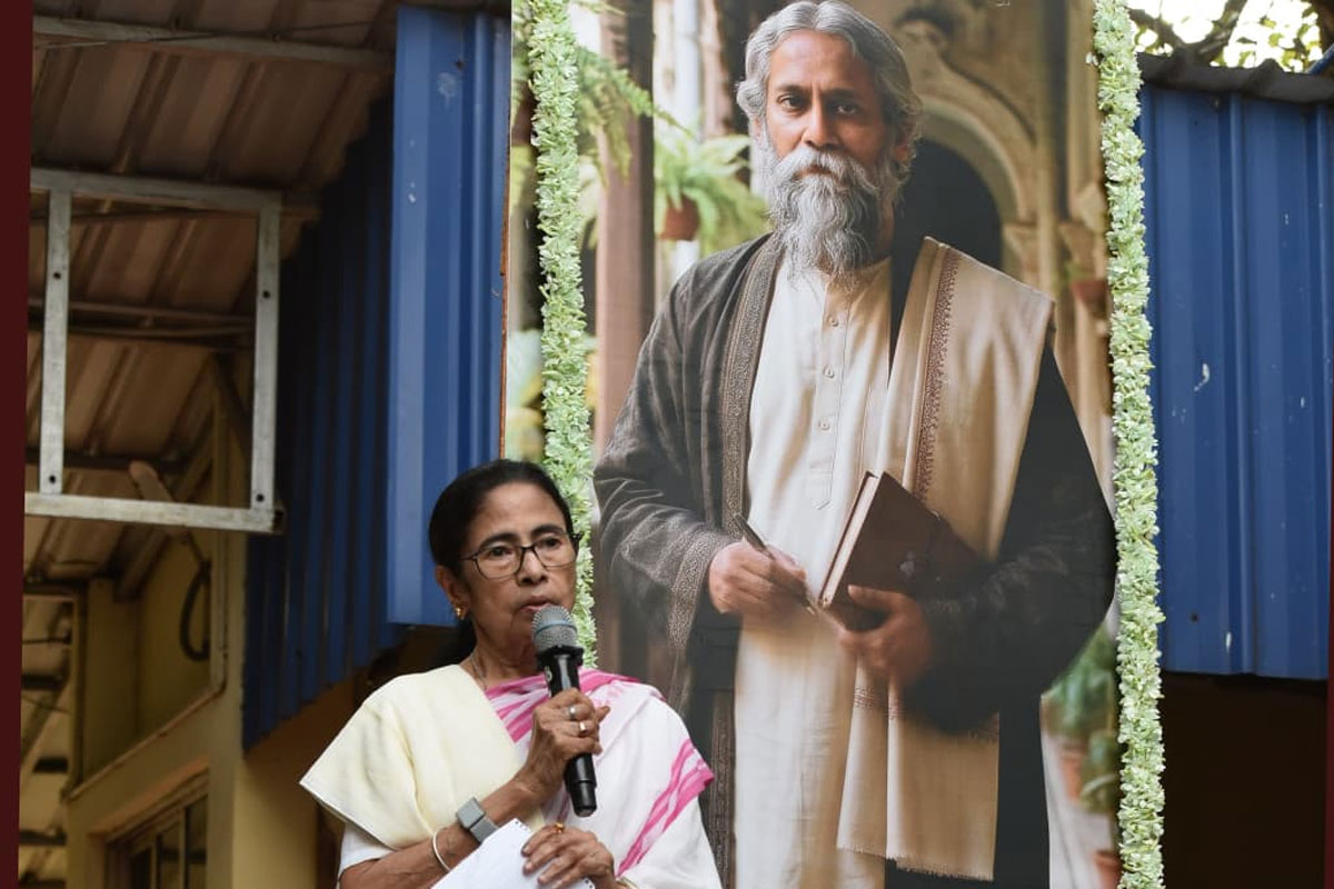 ‘আলট্রা লেফটিস্টেও আপত্তি নেই’, বঙ্গে বিজেপিকে ‘রুখতে’ বামেদের কাছে সাহায্যের আবেদন মমতার