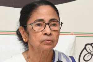 হাওড়া-শিয়ালদহে হকার উচ্ছেদ, ‘বুলডোজার সংস্কৃতি’র প্রতিবাদে বৃহস্পতিতে পথে নামছে তৃণমূল