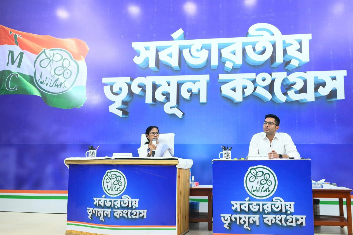 ‘এমন দৃষ্টান্ত হোক, বিজেপি যেন মুখ থুবড়ে পড়ে’, কাউন্টিং এজেন্টদের বার্তা অভিষেকের
