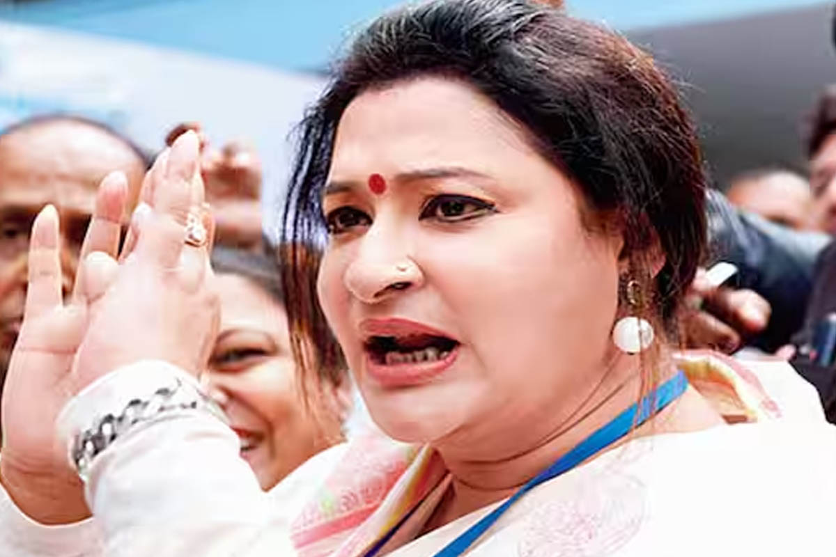তৃণমূল বিধায়ক নয়না বন্দ্যোপাধ্যায়ের বাড়িতে আচমকা সিআইডি, কারণ কী?