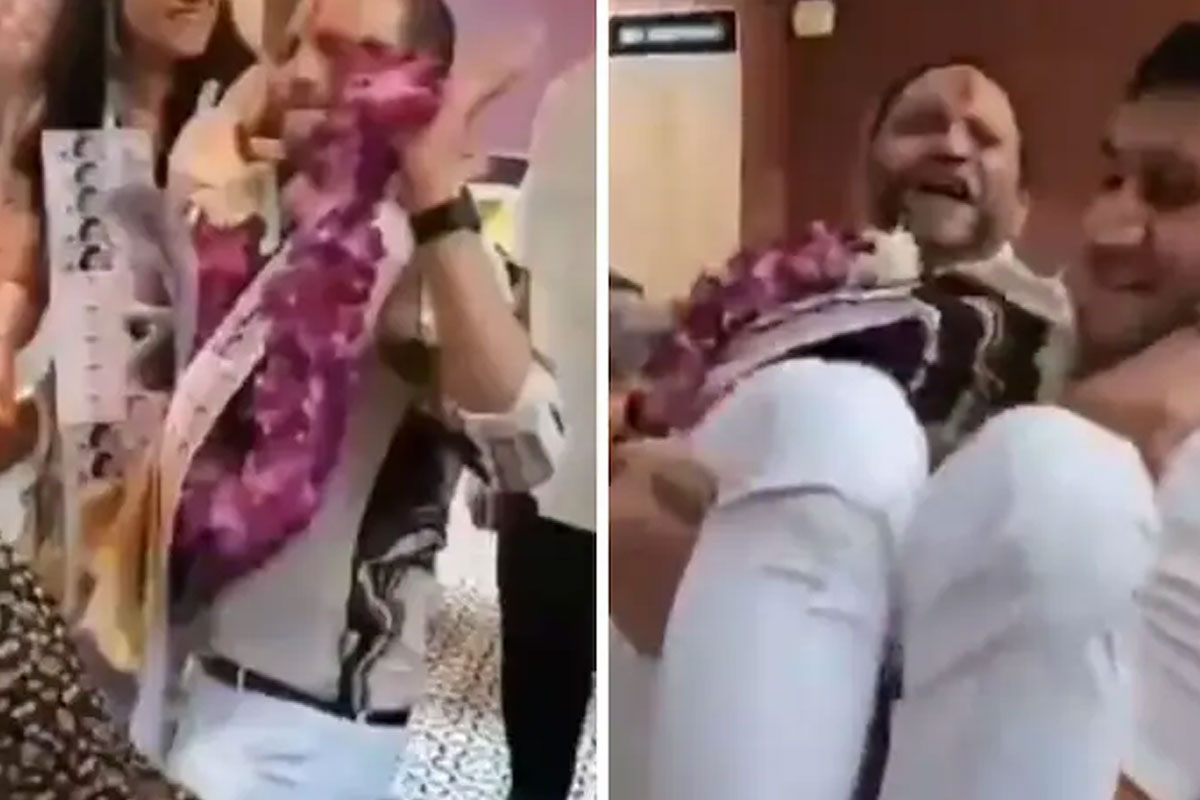 পোর্শে কাণ্ডে জামিন পেয়ে ‘বেলজ্জ’ উদযাপন, গলায় মালা পরে ব্যান্ডের তালে নাচ! প্রকাশ্যে ভিডিও