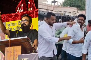 ‘হেরে গেলে রাজনৈতিক জীবন শেষ হয়ে যায়?’ রাজনীতি ছাড়তেই রাজকে বিঁধলেন সৌরভ!