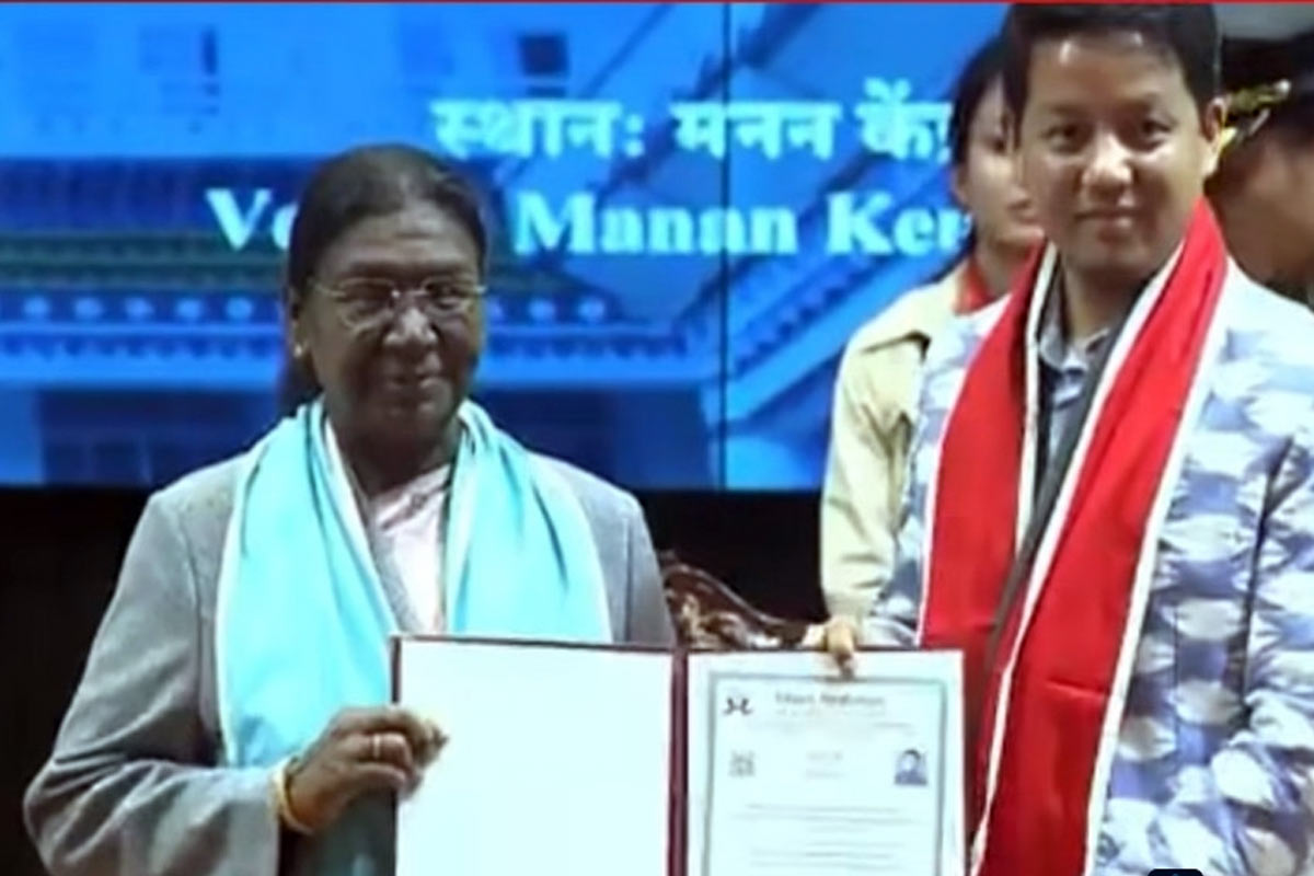 প্রবল বৃষ্টি-তুষারপাত চিন সীমান্তে, বাতিল রাষ্ট্রপতির নাথু লা সফর