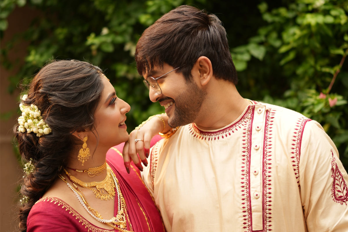 বাগদান সম্পন্ন, শুভস্মিতার সঙ্গে জীবনের নতুন ইনিংস শুরু সৌরভের, বিয়ে কবে?
