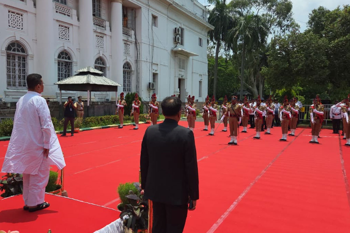 Suvendu Adhikari takes off his shoes and bows down on steps of Legislative Assembly, taking oath as MLA of Bhavanipur