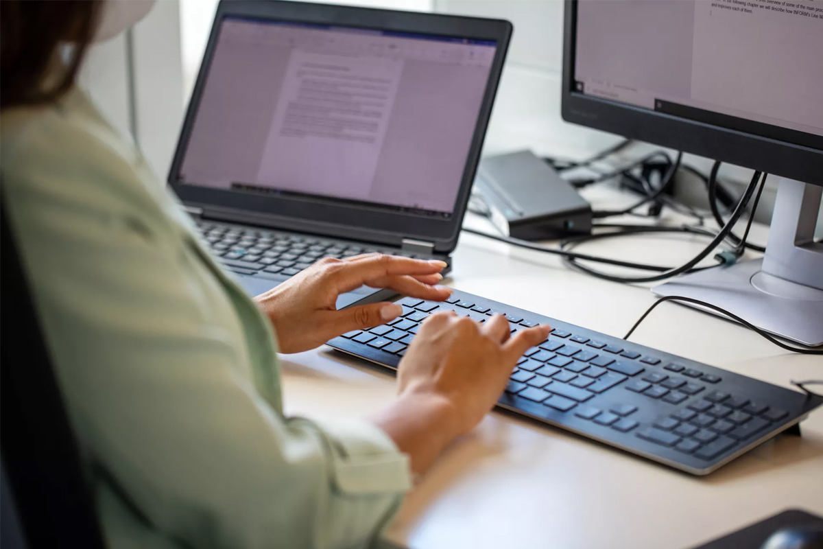 handwriting boosts memory attention better than typing study reveals