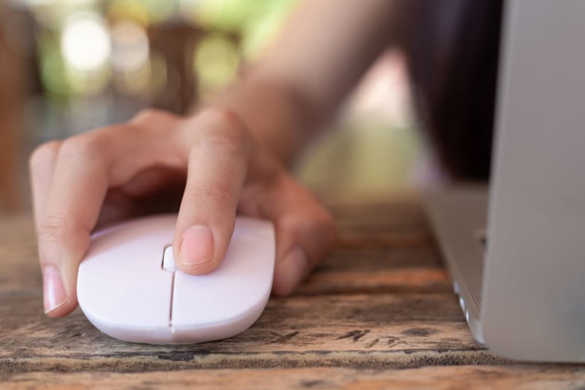 typing all day how desk work is damaging hand wrist and nerve health