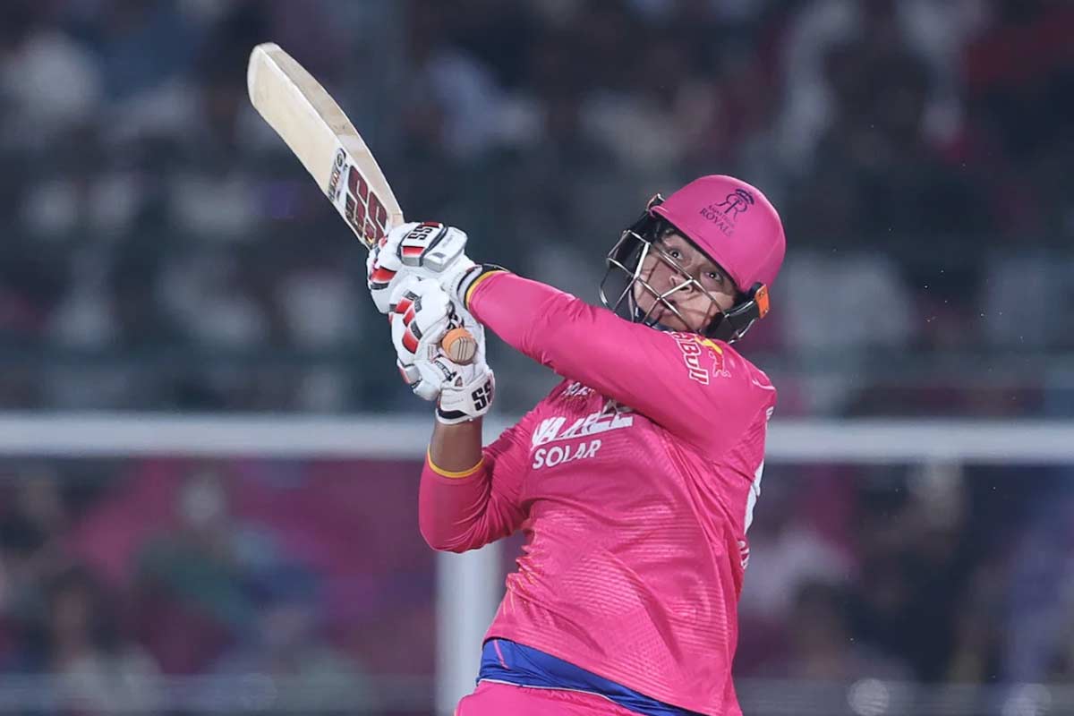 আইপিএলে নতুন ইতিহাস, রাজস্থান হারলেও ‘রেকর্ড বৃষ্টি’ ১৫ বছরের বৈভবের ব্যাটে