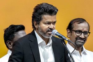 বিজয়ের শপথে বন্দে মাতরম বিতর্ক, বাম দলের পর ‘ধর্মনিরপেক্ষ’ সরকার নিয়ে প্রশ্ন ভিসিকের