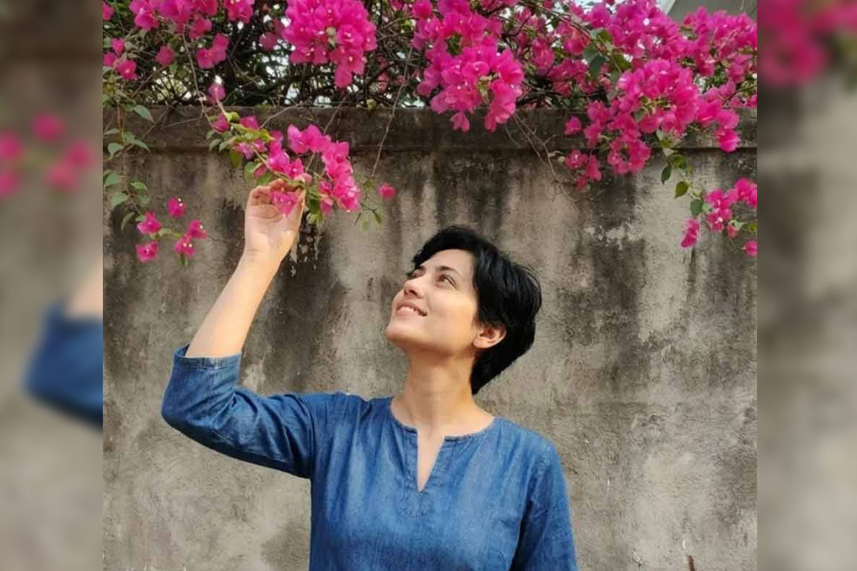 মাসিক আয় লক্ষ টাকা, অথচ বাস্তবে অস্তিত্বই নেই এই সুন্দরীর! আপনিও কি ফলোয়ার?