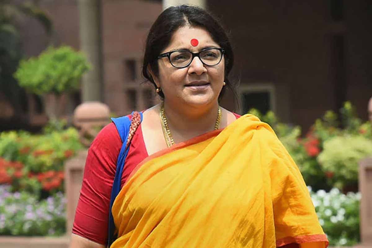 ‘সিনেমা সই করেও বাদ পড়েছি’, বদলের বঙ্গে প্রথম ছবির প্রচারে সরব লকেট