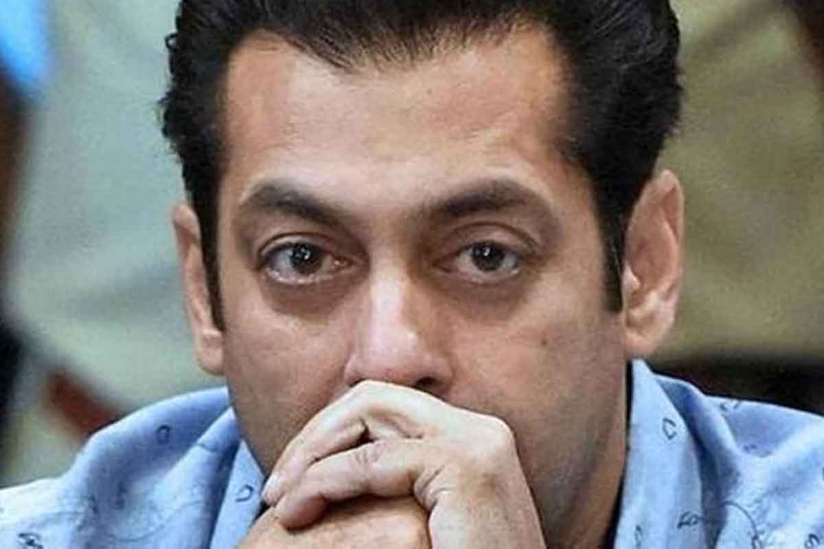 ‘আমার লিভার-কিডনি সব খারাপ…’, প্রিয়জনকে হারিয়ে শোকস্তব্ধ সলমন