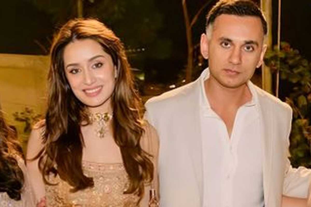 Shraddha Kapoor with Rahul Mody fuels relationship rumors