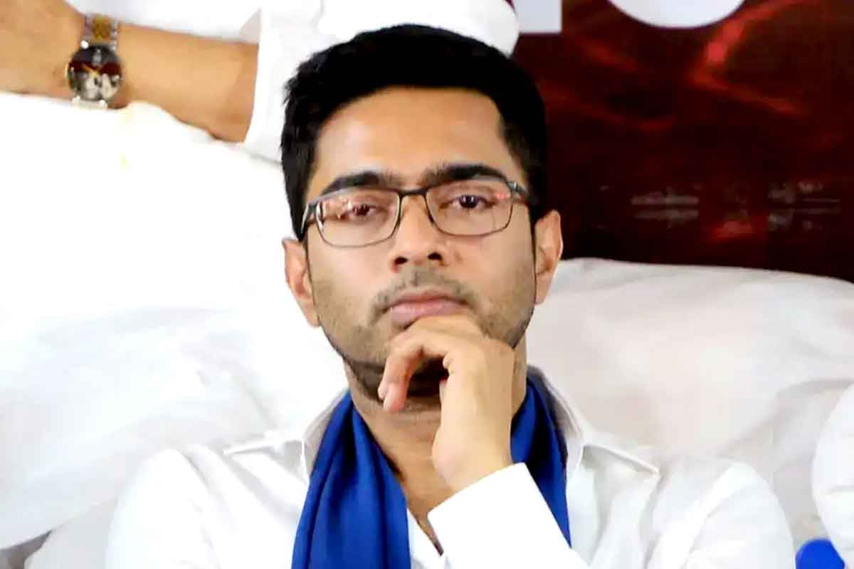 আগামী সপ্তাহেই সংসদে ‘অপারেশন লোটাস’! মমতার নির্দেশে হঠাৎ দিল্লিতে অভিষেক
