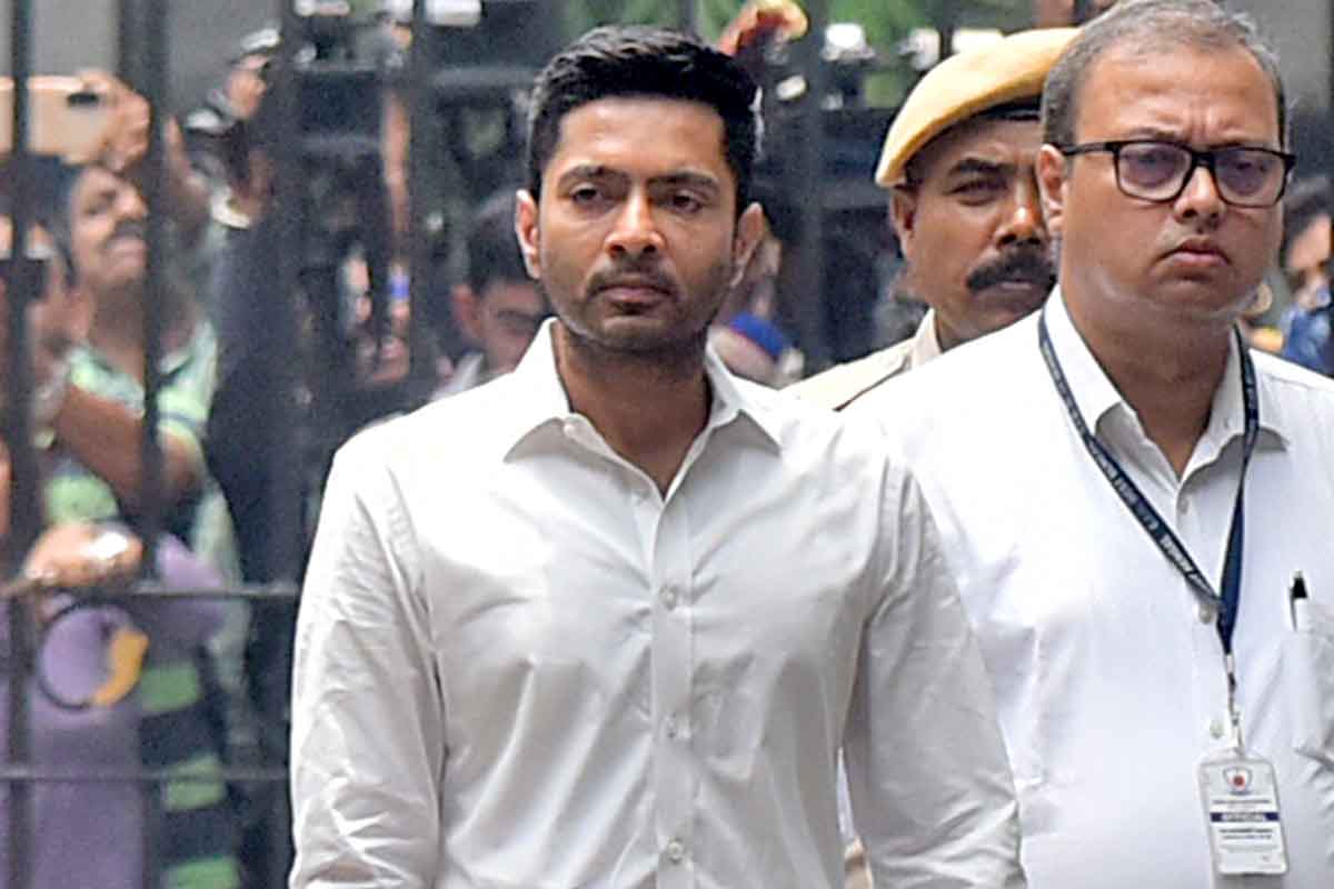 সই জাল কাণ্ডে টানা সাড়ে ৮ ঘণ্টা জিজ্ঞাসাবাদ, ভবানী ভবন থেকে বেরলেন অভিষেক