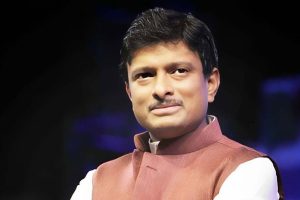 তোলাবাজির অভিযোগে গ্রেপ্তার তৃণমূল কাউন্সিলর বাপ্পাদিত্য, ‘চোর’ স্লোগান জনতার