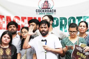 ‘এখানেই শেষ নয়’, শাসকের উদ্বেগ বাড়িয়ে ‘আরশোলা’দের পরবর্তী কর্মসূচি ঘোষণা দীপকের