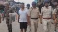 পরনে গেঞ্জি-বারমুডা, জাহাঙ্গিরকে ফলতা ঘোরাল পুলিশ, লজ্জার লেশমাত্র নেই! মাথা উঁচু করেই হাঁটলেন ‘পুষ্পা’
