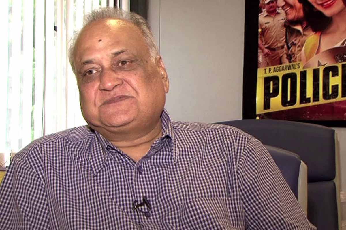TP Aggarwal challenges the FWICE ban on Ranveer Singh in court.
