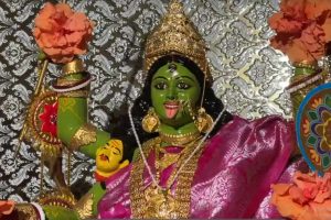 কুসংস্কার ঘুচিয়ে নজির, অম্বুবাচীতেও অবারিত হুগলির ‘সবুজ কালী’র মন্দির