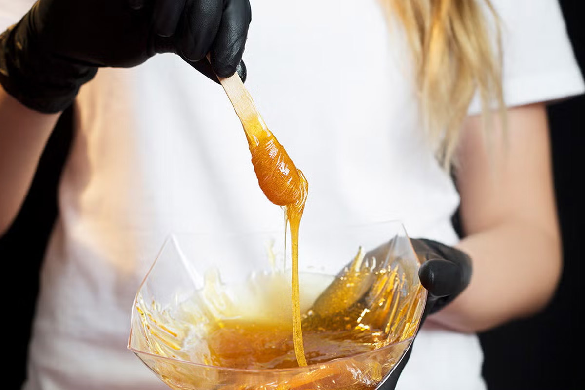 Hair Care Tips: Discover how honey can transform your dry hair