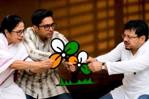 পদে নেই মমতা, বাদ অভিষেক, এবার ঋতব্রতর হাতেই বঙ্গের তৃণমূল!