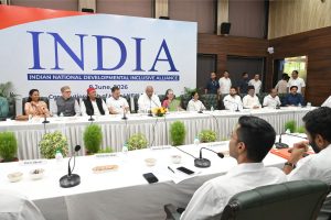 এসআইআর করে ‘ভোট লুট’, শিক্ষামন্ত্রীর ইস্তফার দাবি, এবার প্রধান বিচারপতিকে চিঠি ‘ইন্ডিয়া’র!