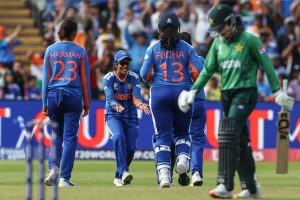 বিশ্বকাপে ভারতের বিরুদ্ধে লজ্জার হারের পর শাস্তির খাঁড়া! জরিমানার কোপে পাকিস্তান মহিলা দল
