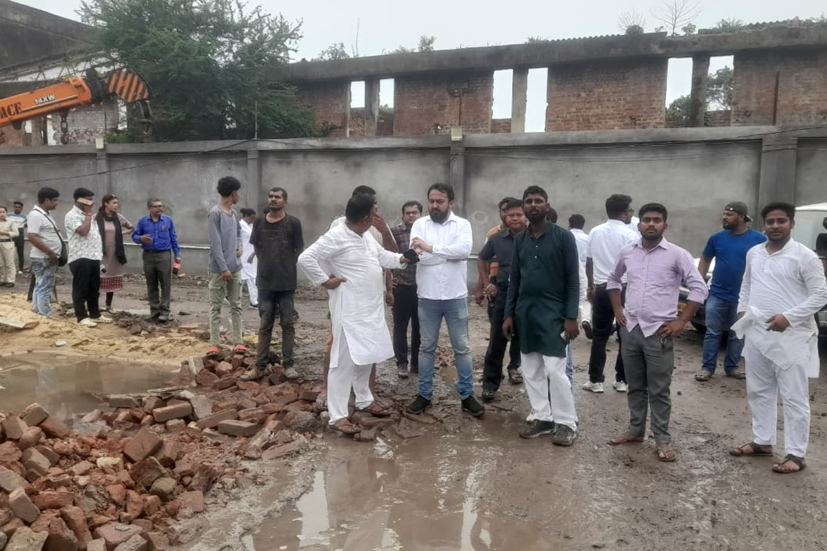 Taratala Incident: Warehouse Roof Collapse, Nabanna Opens Control Room Amid Rescue Efforts