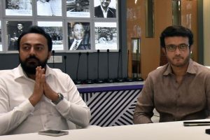 ‘বাংলার ক্রীড়াক্ষেত্র রাজনীতিমুক্ত হবে’, সৌরভ সাক্ষাতের পর সিএবি’র স্বচ্ছতা নিয়ে বার্তা ক্রীড়ামন্ত্রীর