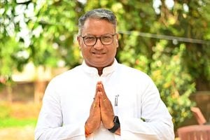 সুরেন্দ্রনাথে ‘বেডরুম’ থেকে নিয়োগ দুর্নীতি, উচ্চশিক্ষা দপ্তরের মন্ত্রিত্ব পেয়ে ঝোড়ো ব্যাটিং জগন্নাথের