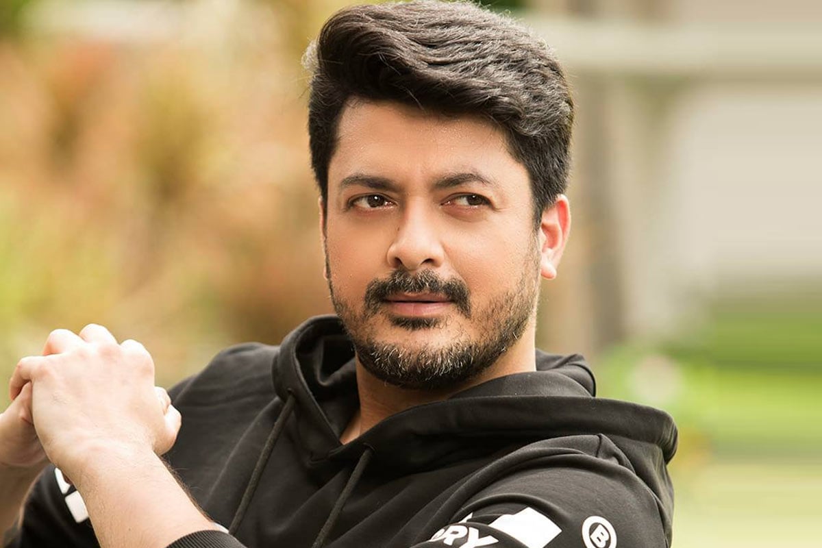 ‘বন্ধ হওয়া সিঙ্গল স্ক্রিনগুলি খুলুক’, বাংলা সিনেমার স্বার্থে বিজেপি সরকারকে আর্জি যিশুর