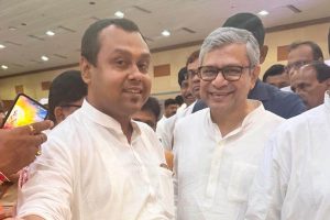 বরানগর-বারাকপুর মেট্রো প্রকল্পের অগ্রগতি, হকারের পুনর্বাসনের আর্জি জানিয়ে রেলমন্ত্রীকে চিঠি বিধায়ক কৌস্তভের