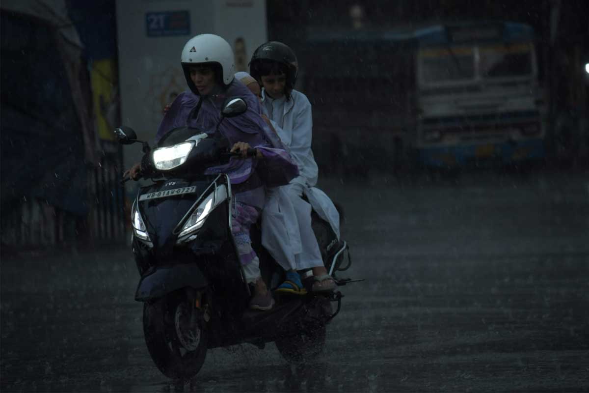 West Bengal Weather Update: Heavy rain in Kolkata