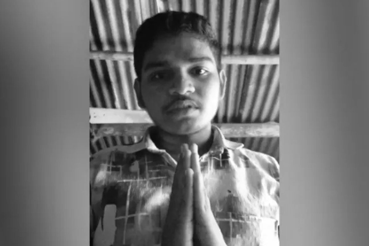 ‘পরের জন্মে তোমার গর্ভে ফিরব’, মা’কে ভিডিওবার্তা পাঠিয়ে ‘আত্মঘাতী’ নিট পরীক্ষার্থী