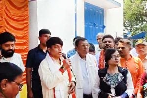 ‘কাজ করলে পুরস্কার, না হলে বহিষ্কার’, জনকল্যাণ শিবিরে আধিকারিকদের কড়া বার্তা মন্ত্রীর