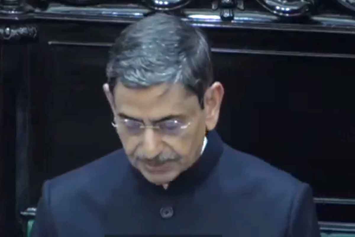 নারী নিরাপত্তা থেকে জনবিন্যাস বদল, রাজ্যপালের বাজেট ভাষণে ‘ভয় আউট, ভরসা ইন’